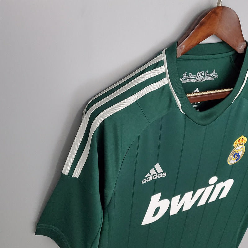 Retro Real Madrid 2012-2013 second away image 5