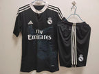 Retro Real Madrid 2014-2015 second away trousers image 3