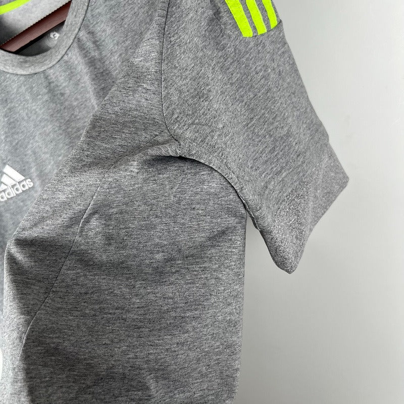 Retro Real Madrid 2015-2016 away image 6
