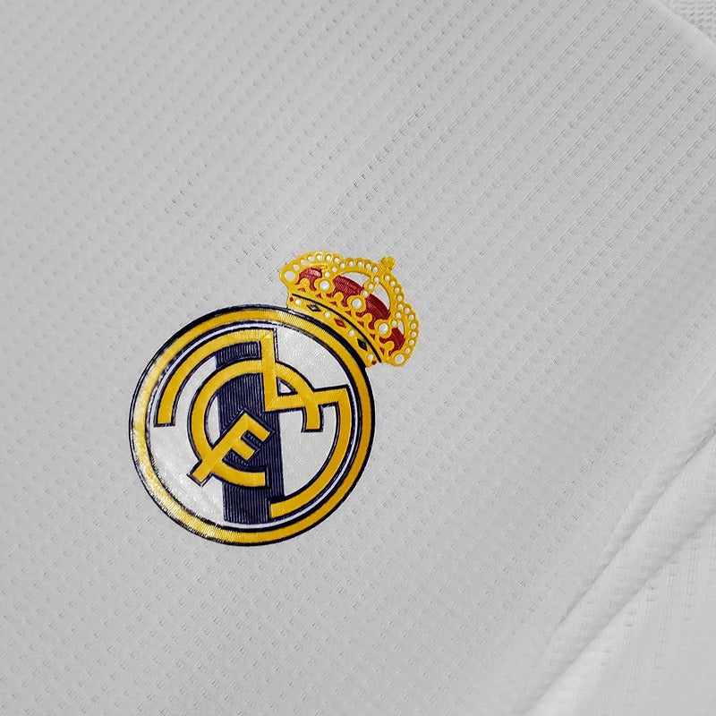 Retro Real Madrid 2015-2016 home image 6