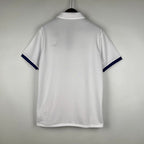 Retro Real Madrid 2016-2017 home image 2