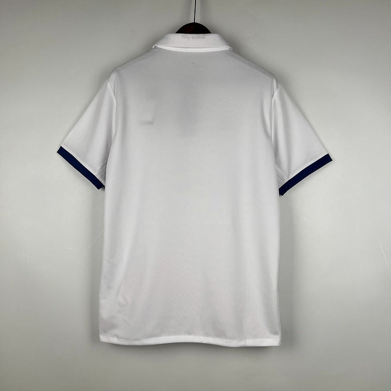 Retro Real Madrid 2016-2017 home image 2