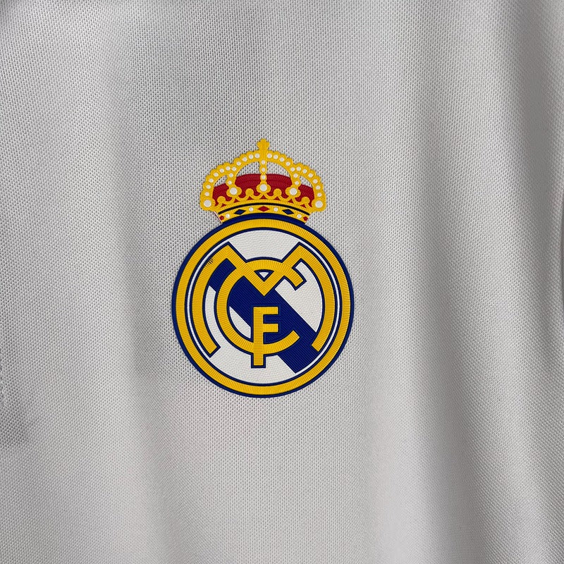 Retro Real Madrid 2016-2017 home image 6