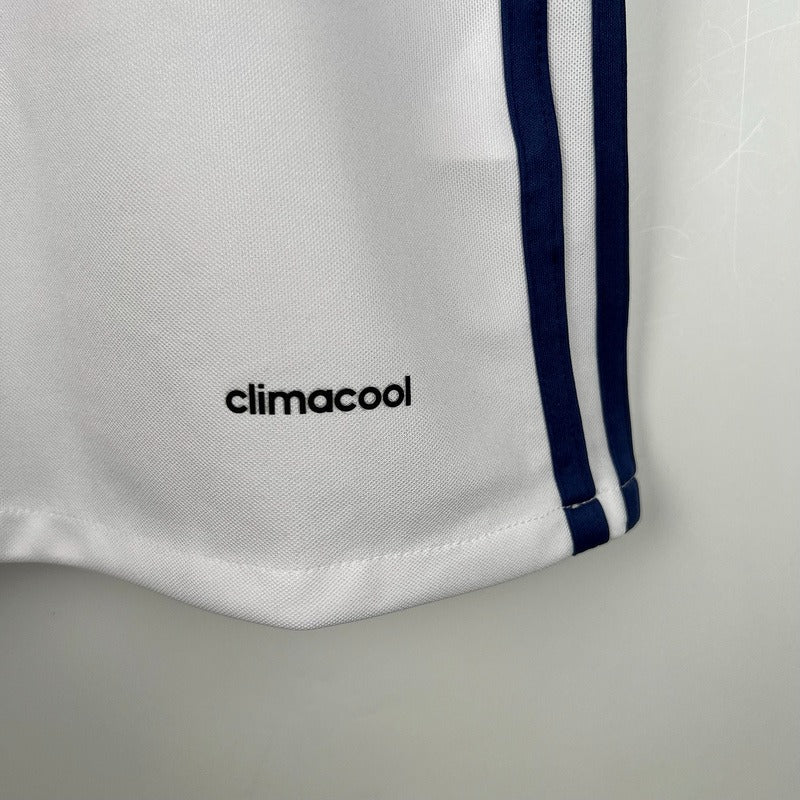 Retro Real Madrid 2016-2017 home image 8
