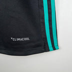 Retro Real Madrid 2017-2018 away image 9