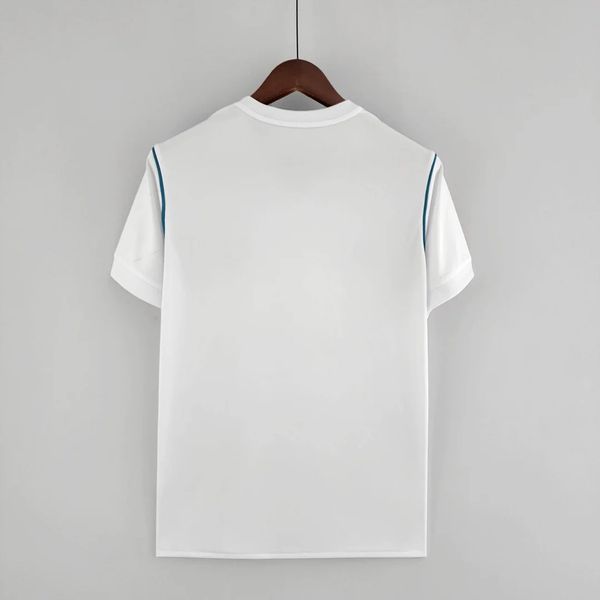 Retro Real Madrid 2017-2018 home image 2