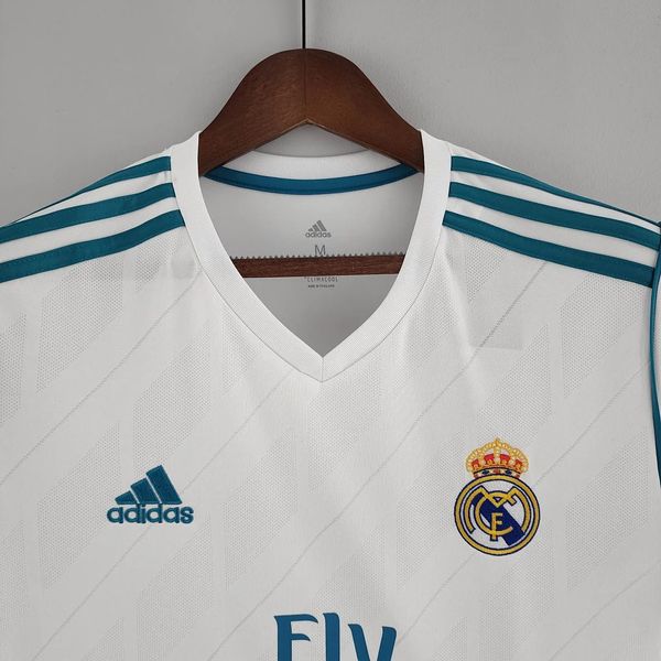 Retro Real Madrid 2017-2018 home image 3