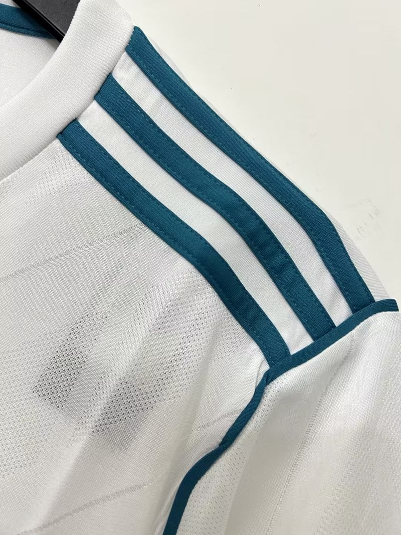 Retro Real Madrid 2017-2018 home Long Sleeve image 5
