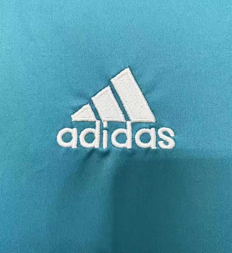Retro Real Madrid 2017-2018 second away image 5
