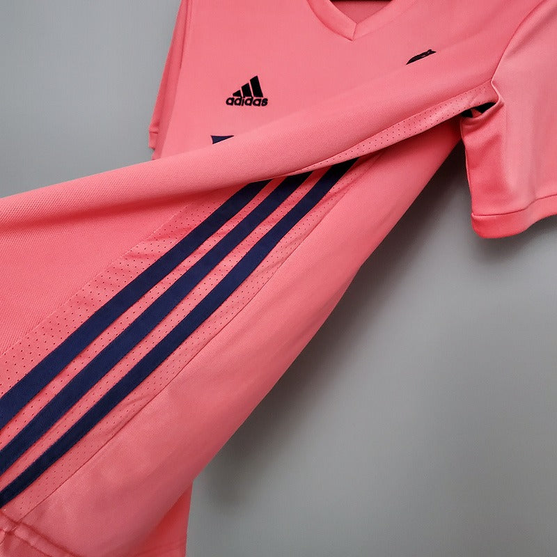 Retro Real Madrid 2020-2021 away image 9