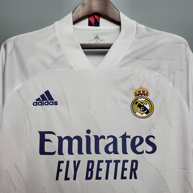 Retro Real Madrid 2020-2021 home image 4