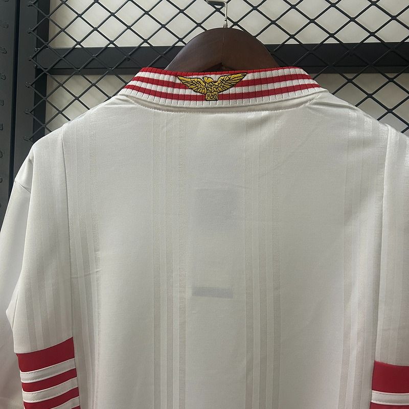 Retro SL Benfica 1997-1999 away image 4