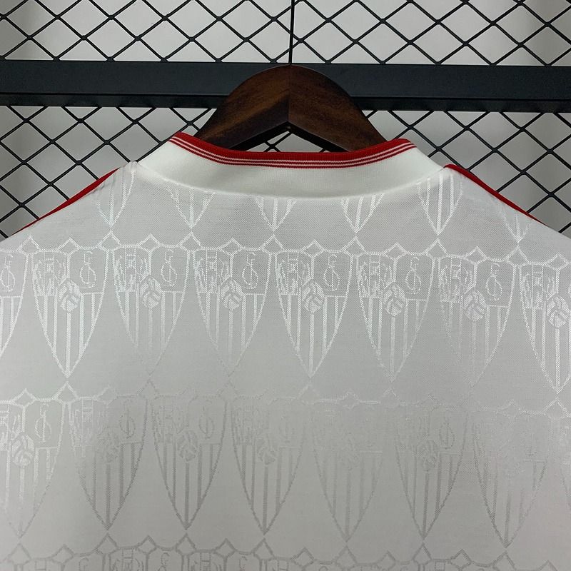 Retro Sevilla FC 1991-1992 home image 4