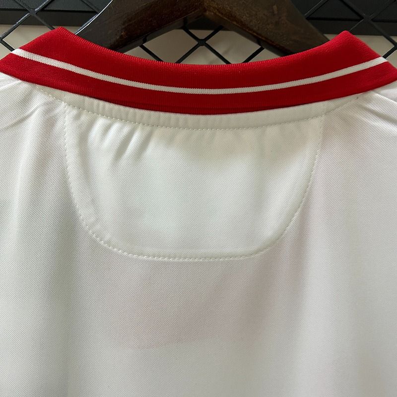 Retro Sevilla FC 2012-2013 home image 4