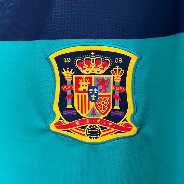 Retro Spain national 2010 Goalkeeper image 6