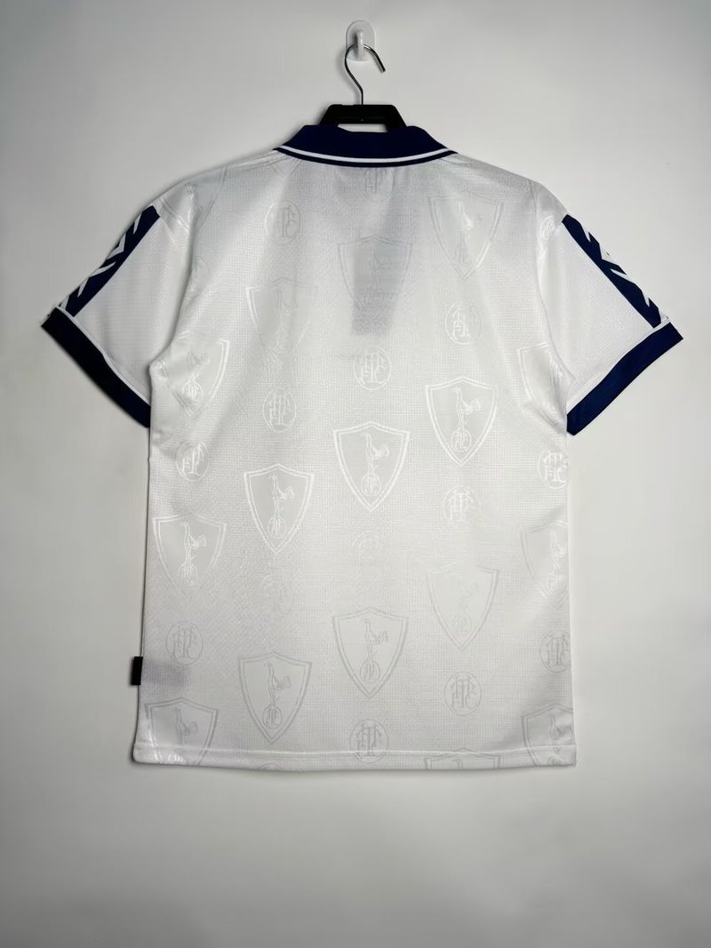 Retro Tottenham Hotspur 1995-1997 home image 3
