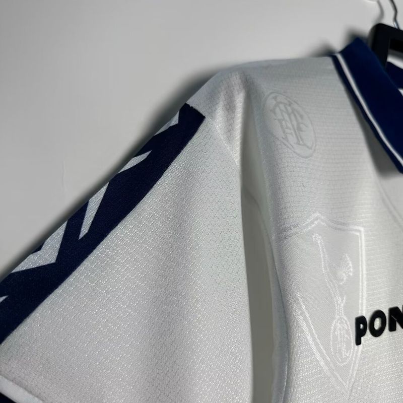 Retro Tottenham Hotspur 1995-1997 home image 5