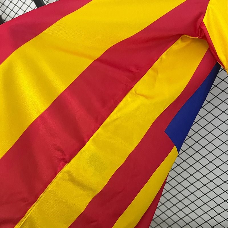Retro Valencia CF 1980-1982 home image 5