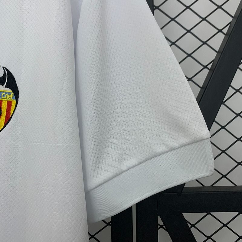 Retro Valencia CF 1996-1997 home image 5