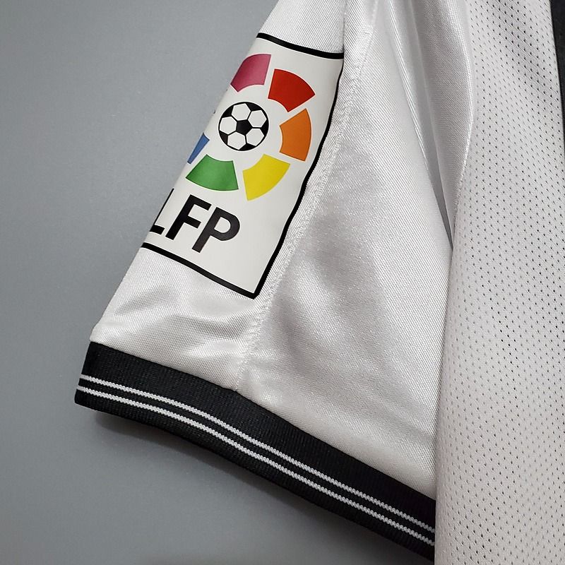 Retro Valencia CF 2001 home image 7