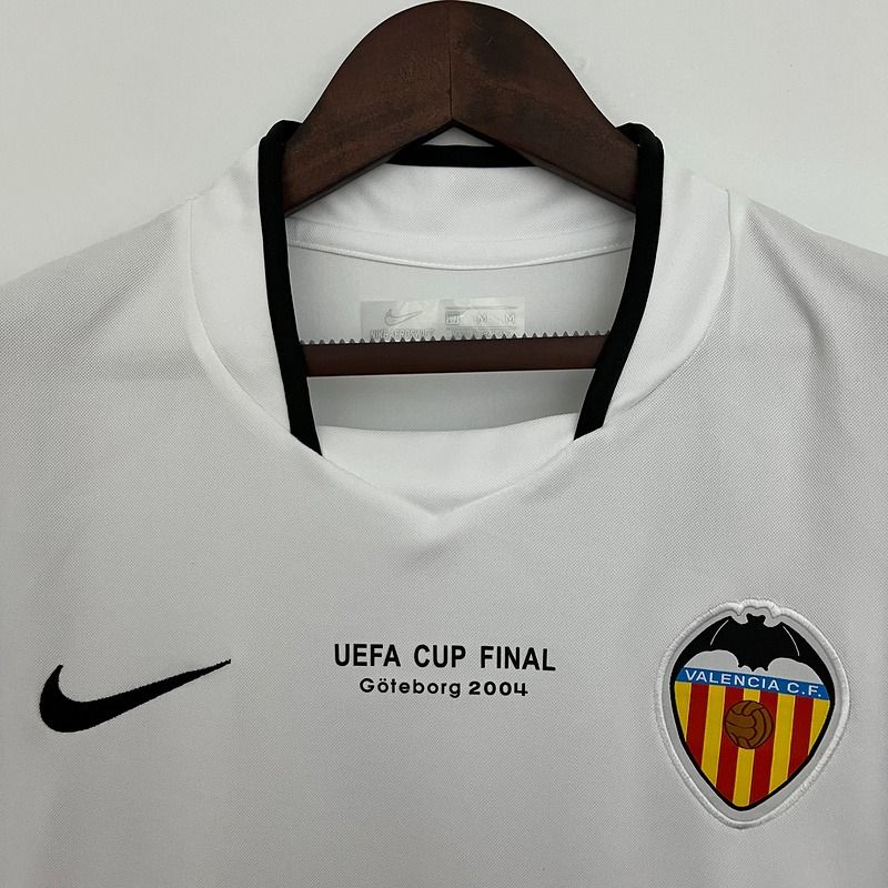 Retro Valencia CF 2003-2004 home image 3