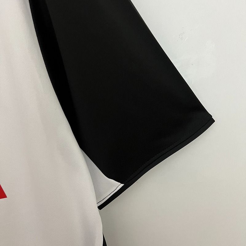 Retro Valencia CF 2003-2004 home image 6