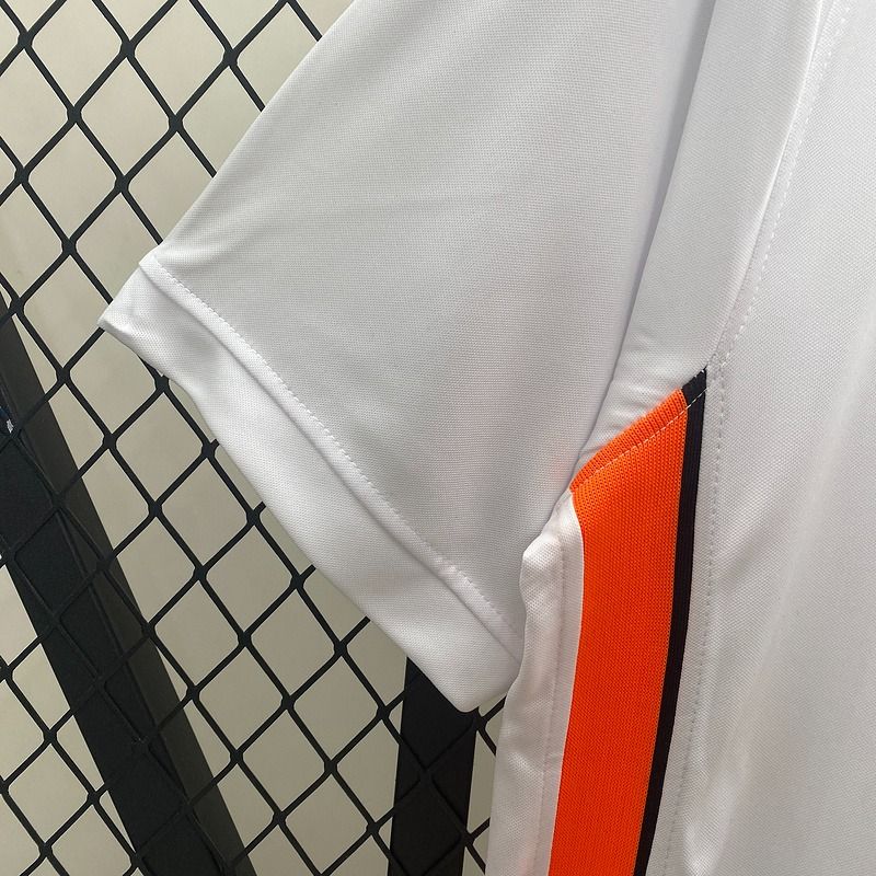 Retro Valencia CF 2006-2007 home image 5