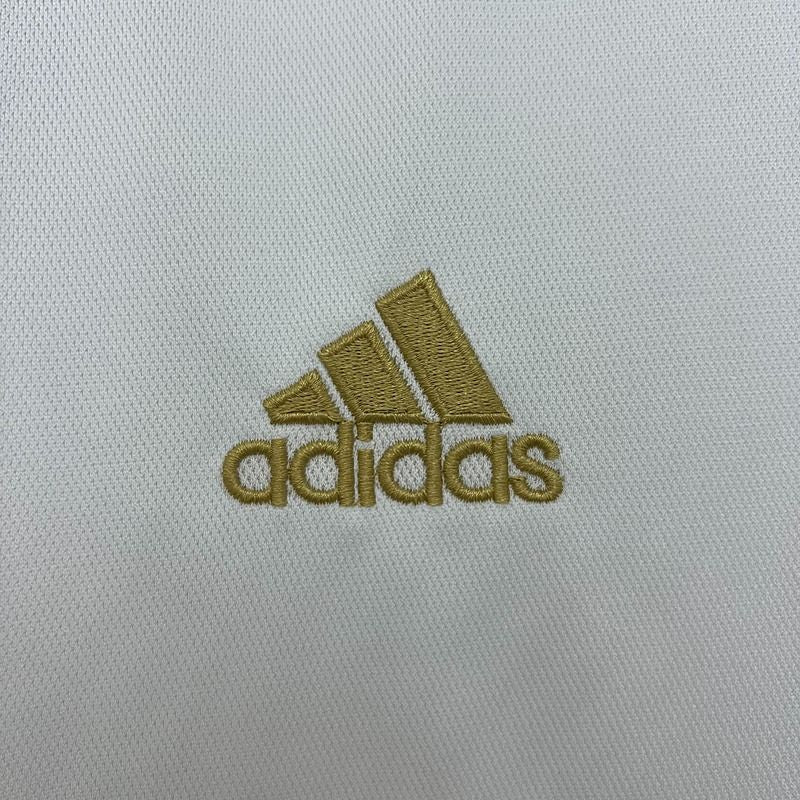 Retro Valencia CF 2018-2019 home image 8