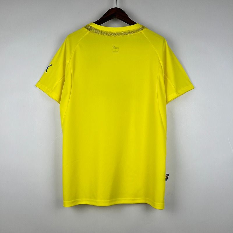 Retro Villarreal CF 2005-2006 home image 2
