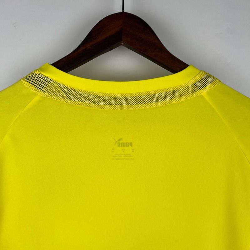 Retro Villarreal CF 2005-2006 home image 4