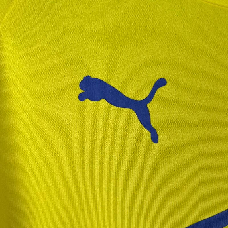 Retro Villarreal CF 2005-2006 home image 5
