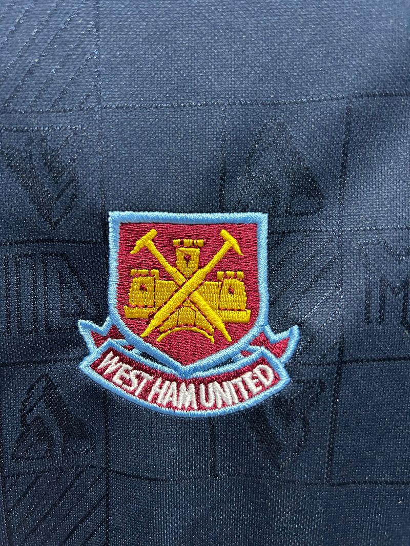 Retro West Ham United 1999 home image 7