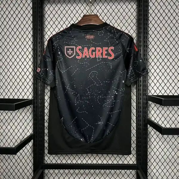SL Benfica 2024-2025 away image 2
