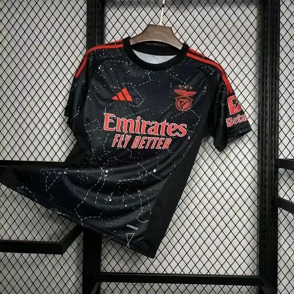 SL Benfica 2024-2025 away image 3