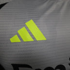 SL Benfica 2024-2025 second away player image 8