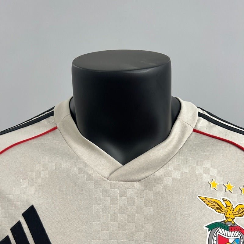 SL Benfica 2025-2026 away image 3