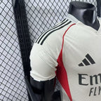SL Benfica 2025-2026 away player image 6