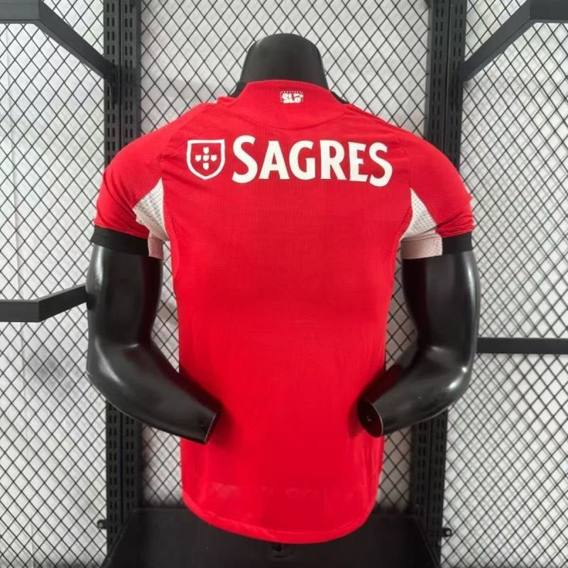 SL Benfica 2025-2026 home player image 3