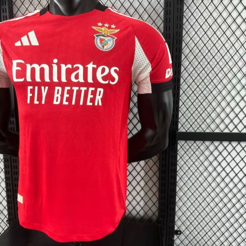 SL Benfica 2025-2026 home player image 8