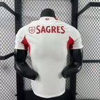 SL Benfica 2025-2026 second away player image 3