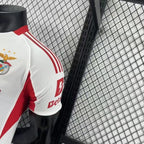 SL Benfica 2025-2026 second away player image 10