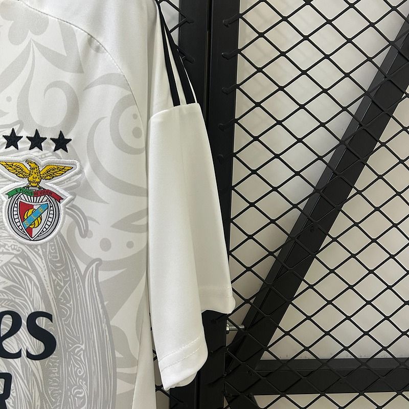 SL Benfica 2025-2026 training jersey image 6