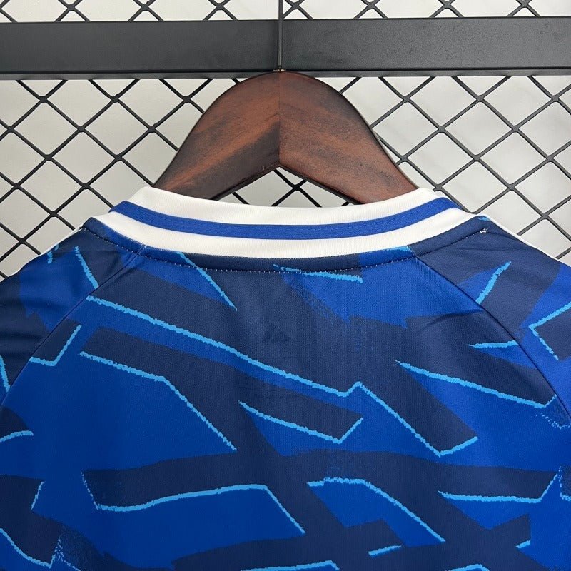 Schalke 04 2025-2026 home image 5