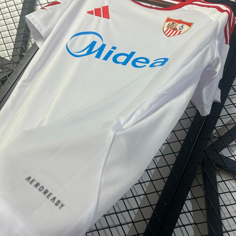 Sevilla FC 2025-2026 home image 5