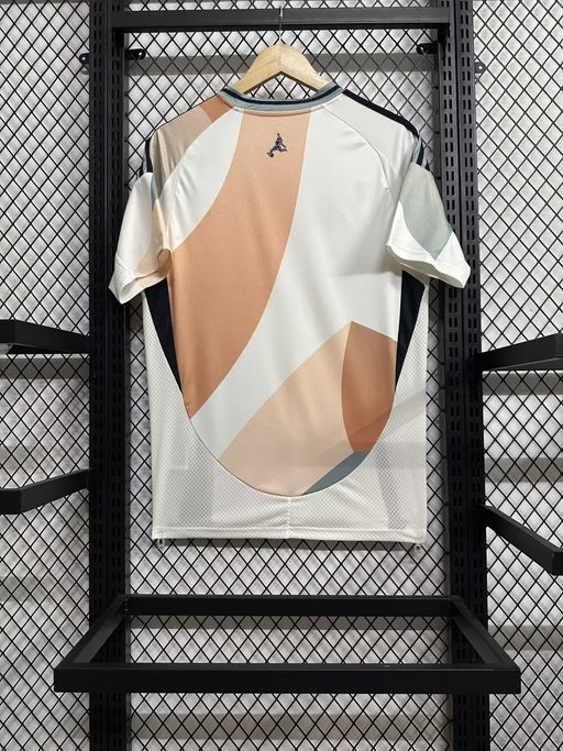 Spain national 2025-2026 away image 2