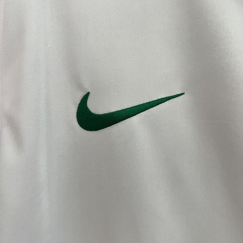 Sporting Lisbon 2024-2025 away image 6