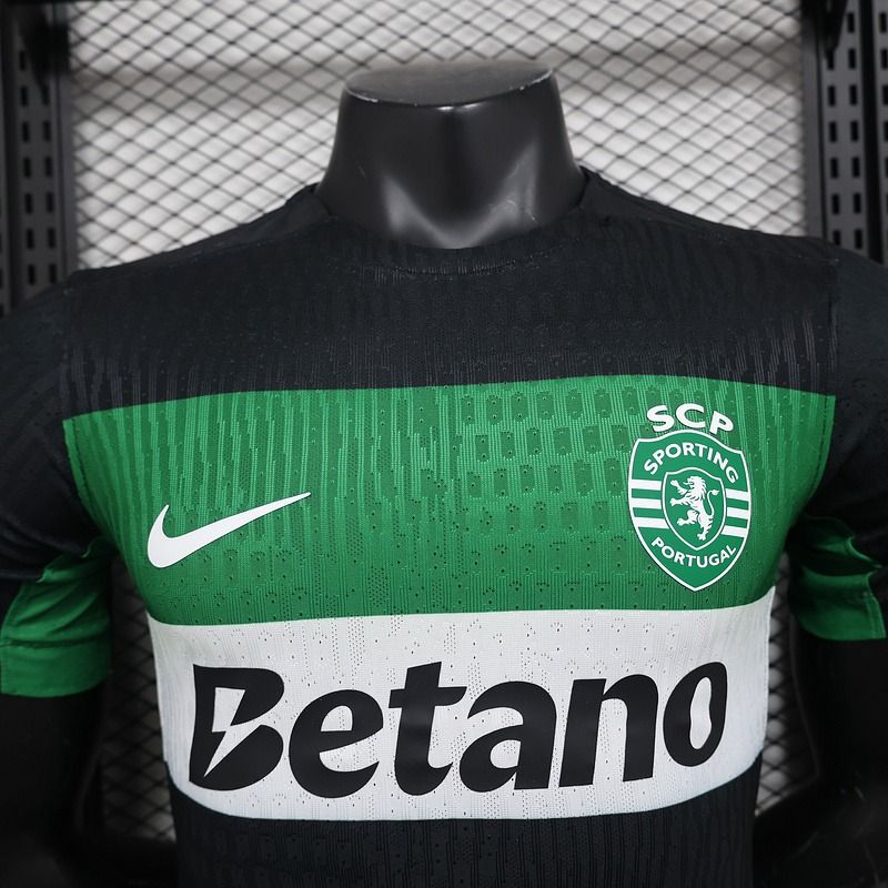 Sporting Lisbon 2024-2025 home player image 3