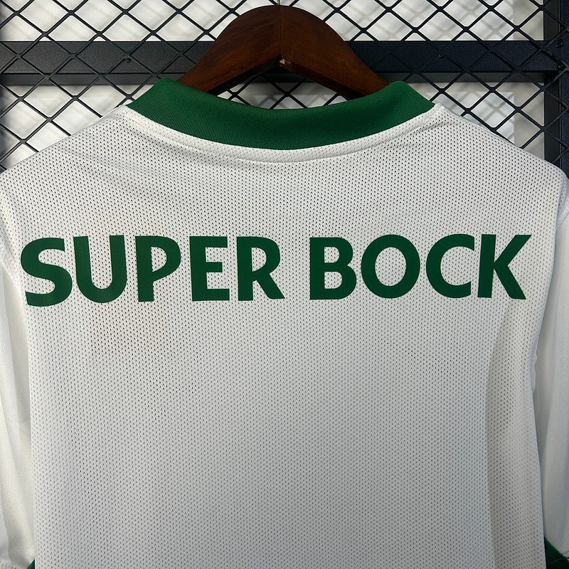 Sporting Lisbon 2025-2026 Away image 4