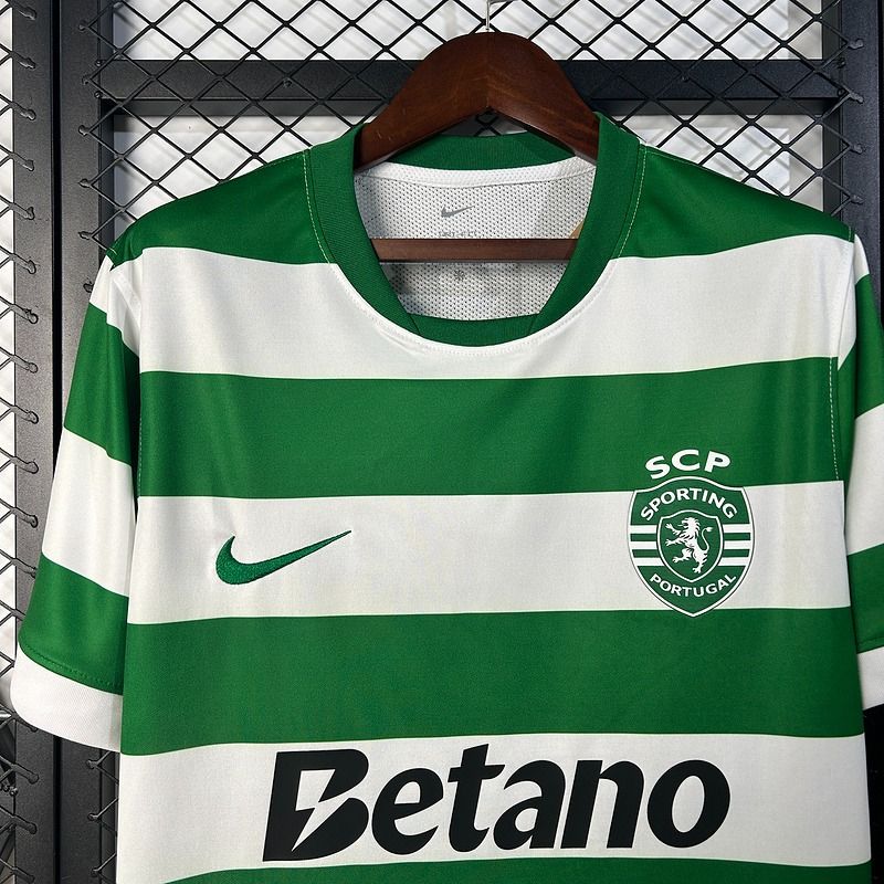 Sporting Lisbon 2025-2026 home image 3