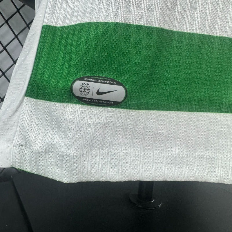 Sporting Lisbon 2025-2026 home player image 9